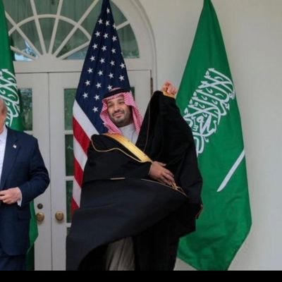 saud30770's profile picture. لا تتوقع من أحد ان يكون على مقاس عقلك ومشاعرك و أفكارك
 فلكل واحد منا نافذته  الخاصة التي يرى من خلالها العالم و الحياة  و الناس
لكل واحد منا تجاربه التي صنعته