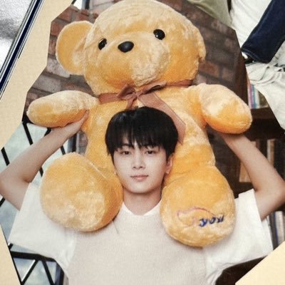 in2cats's profile picture. thread: @iennahypen