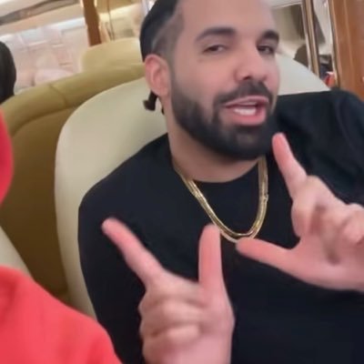 OKAYYYWOWWW's profile picture. Mom|Wife|Strawberry Life 🍓|pickle hate account