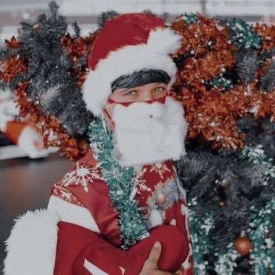 snowyl4ndo's profile picture. ♡ i saw lando norris win the british grand prix from landostand ♡ landostand 2026 ♡ 4 55 87 ♡