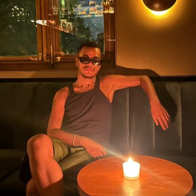 josephdinizz's profile picture. 27 anos /Bareback / Prep / não-monogâmico