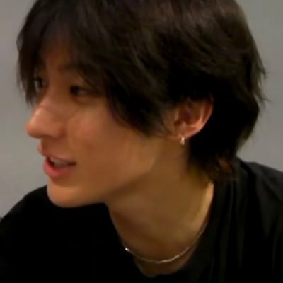 hellobantonx's profile picture. 