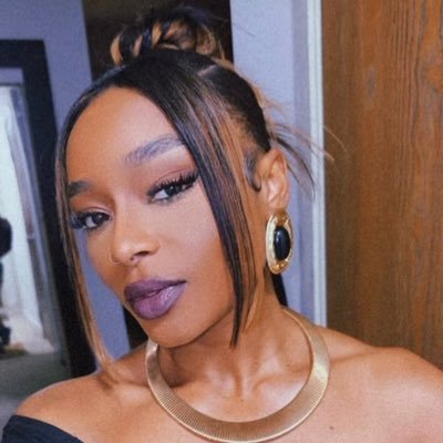 cpannies's profile picture. 🇯🇲 | black, educated, sorority girl | 1922.