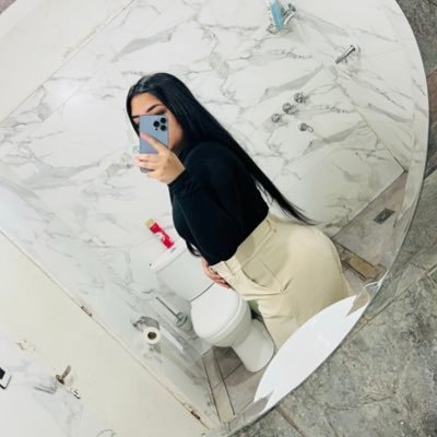 irinaoviedoo's profile picture. 