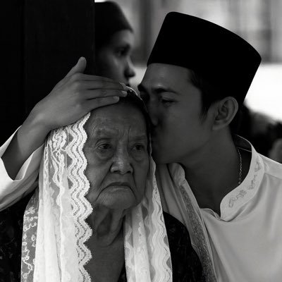 pradanaenggar47's profile picture. 