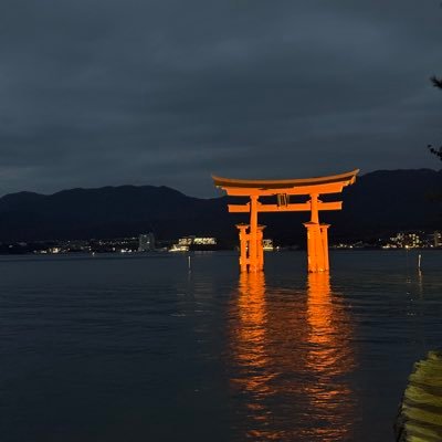 Kingoftheabyss2's profile picture. ionkno. love rap, fuck twitter. #LLKV🕊