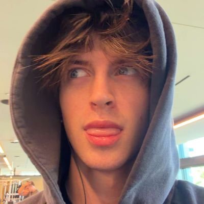 Gabriel_Peterss's profile picture. 