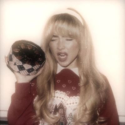 saturwtns's profile picture. ٠              ﹡   𝗃𝗎́𝗉𝗂𝗍𝖾𝗋     𝑚.    𝖼𝖾𝗅𝖾𝗌𝗍𝗂𝖺𝗅     𝙰𝙼𝙾𝚄𝚁