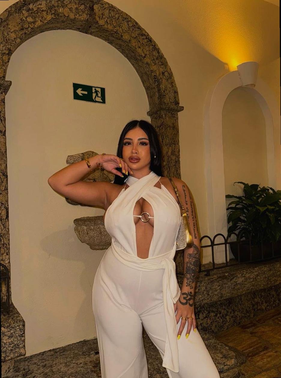 sara75298156's profile picture. i make mischief and meaningful moments