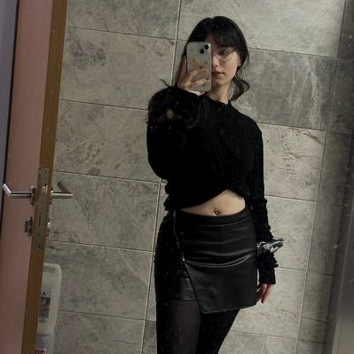 perilizihin's profile picture. the storm before the calm