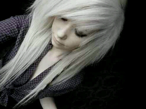 AliceAut0psy's profile picture. hey, i'm Alice, new to the whole twitter thing, so follow me, and i'll follow back :)