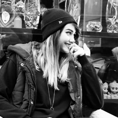 par_eia's profile picture. There is nothing here =)
just repetition