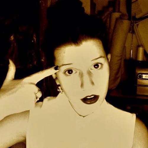 EffysWondrLAND's profile picture. Im a Art Student & Blogger. Im a full time dreamer part time wanderer