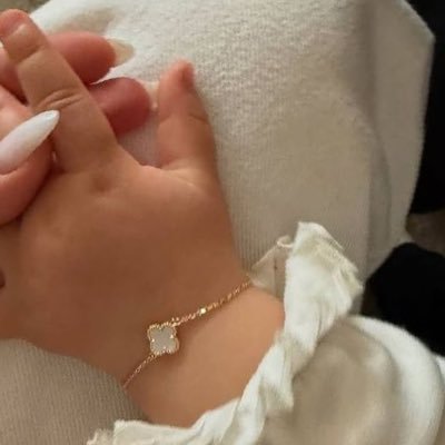 llksgg's profile picture. أبي فريداً وحيداً شرياناً ووريداً.. في ودائعك يالله .