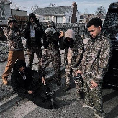 kurently's profile picture. 6’9 point guard for the lakers but i tore my acl in scrimmage | alt : @blamsins | dm notis for follow | #Fearthedeer #chiefskingdom