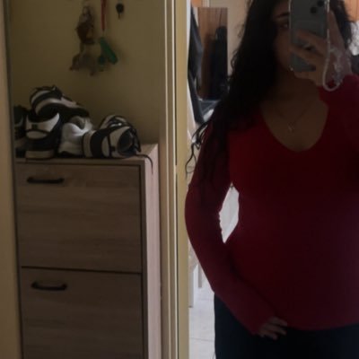 lin_ctkk's profile picture. KURDE/TURC ; enfant du soleil ☀️ et de la lune 🌑