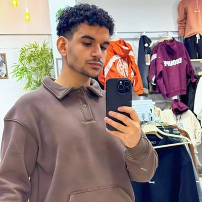 shifo1611's profile picture. intern dentist