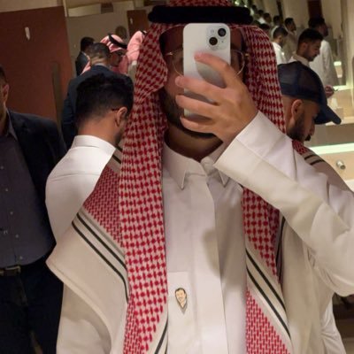 3ztui's profile picture. أديب