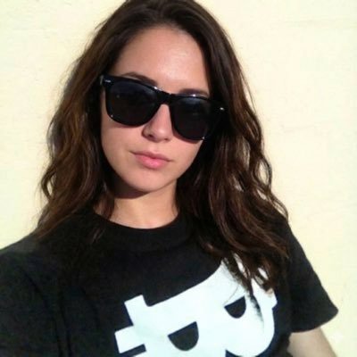 MatiVivorita's profile picture. Entrepreneur | SR Dev | AI R+D
Building @memerval_fun on solana