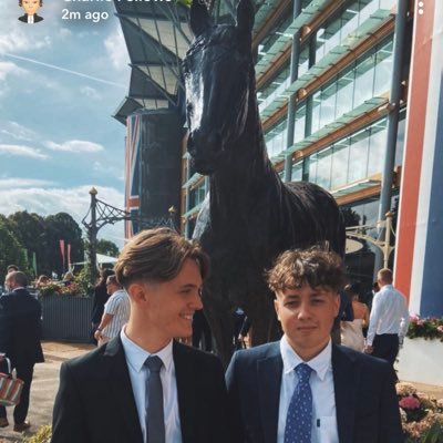 OllieJL4's profile picture. 