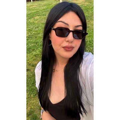 buusraasarii's profile picture. 