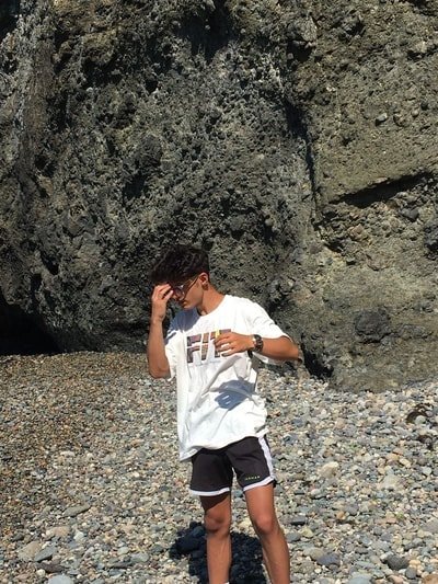 ulssswgmmiegwx's profile picture. just a human trying to remember the greatest exploration is within.