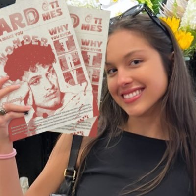 444claren's profile picture. loserposting