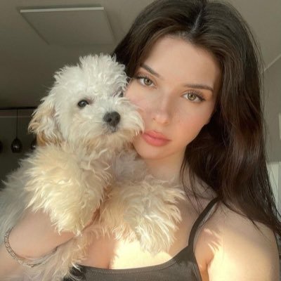 yokolmusgibiyim's profile picture. olmaz boyle yaaa ✨