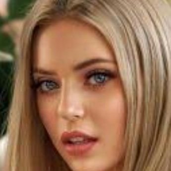 mcr2___2525's profile picture. 