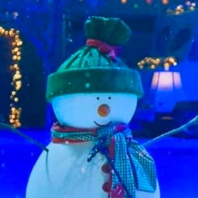 y00ngipurrs's profile picture. — ☆ you can’t stop me from loving my seven.