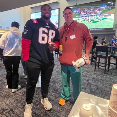 wepapinchos's profile picture. US Coast Guard Veteran.  
Proud Father of 2 boys.  Golf is great.  
'So that others may live' 
$aquadoc202
#blackhullCG 
#swingjuice