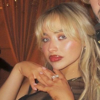 saturndopamine's profile picture. tame and gentle 'til the circus life made me mean