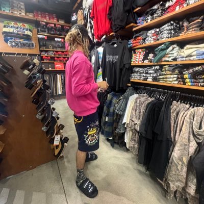 ihfhy's profile picture. K’s.