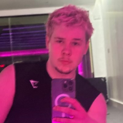 sulkyadam's profile picture. 25 – barely a film student