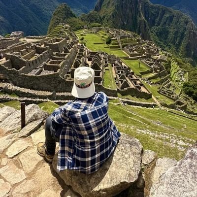 captaincrazy124's profile picture. 