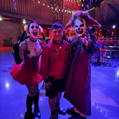 SpeculationMatt's profile picture. This is your stop for all things Halloween Horror Nights and Universal! Follow for updates! See you in the fog! Email: hhnspeculationmatt@gmail.com