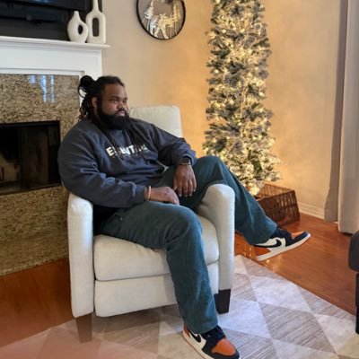 callmejewel_ii's profile picture. 28, straight, just here to shit post😂anime, marvel/DC, gamer, just a chill guy, animal lover