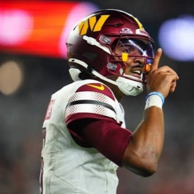 Yeaderr's profile picture. 