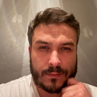 emrpuzo's profile picture. İnsan zamanla değişir. @callecult @deftersanat @ossobold @colicet @zolizel kurucu. Özgün Olan hesabım: @emrevalez -kripto yatırımcı.