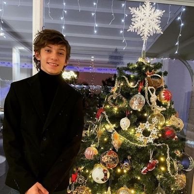 spideyantonelli's profile picture. kimi antonelli marketing team┃ KA12⠀ ﾉ⠀MV1   🎄