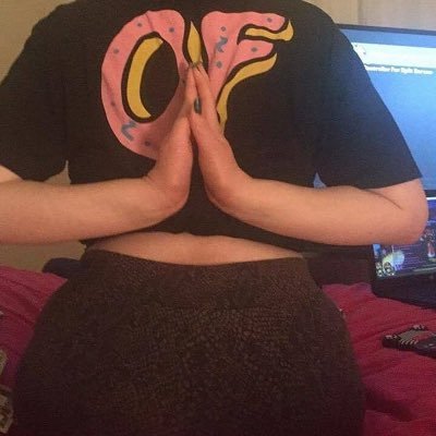 lolasleepsss's profile picture. 