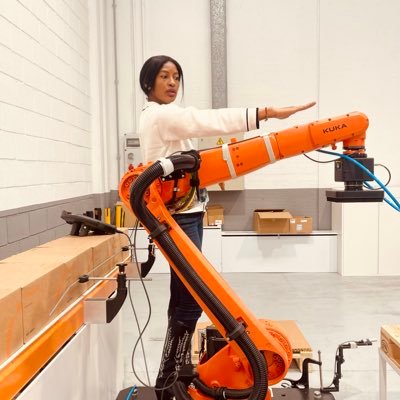 YinaAdriancy's profile picture. 