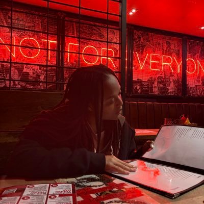 poisonouspaths's profile picture. twenty three - they/them - it is not pass or fail, but a poisonous progression