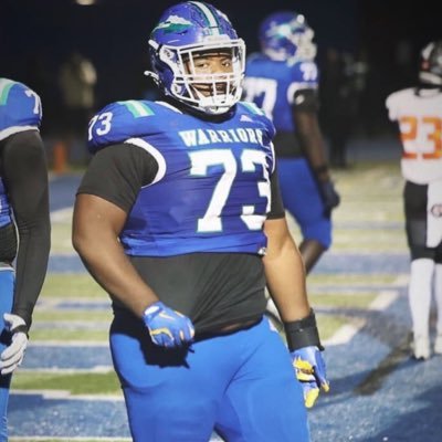 DahmyrRobinson's profile picture. |IOL| 6’0 315 |’2027| 4.2 GPA| 360 BENCH PRESS| dahmyryaameenrobinson@gmail.com (513)620-0138 |Coaches number & email 513-265-6849 CoachChadMurphy@gmail.com