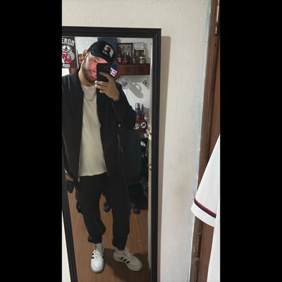 JoaquinAlcina's profile picture. #DeNacionalentodo 🇳🇱 Fundamentalista del Rock Stone y la manija como forma de vida