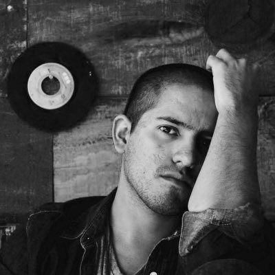 KevinThebar's profile picture. And, baby, that’s show business for you ∞ ☼ ⋆｡˚ ✩☾ ♡ |🏳️‍🌈| @taylornation13 x34!!! ❤️‍🔥| @ladygaga POSTED MY LETTER ON HER INSTAGRAM 🤍🫶🏼 🖤