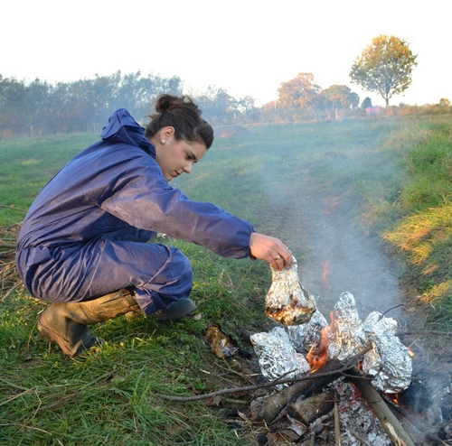 hannah_troberts's profile picture. .Chef/Pop-up events organiser/Suffolk bred/Dinner party enthusiast/Private dining/Maths Teacher [@SuffolkTutors]
 https://t.co/ZcDTPvtwMh