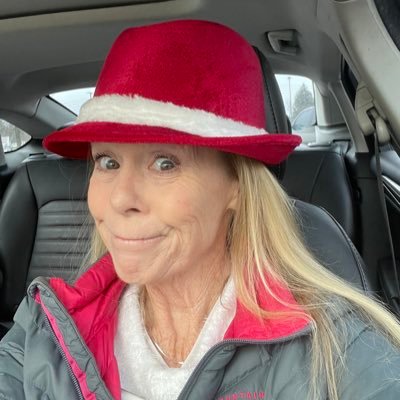 SuzieQ65037747's profile picture. 🎗️💔🌹🙏🏻, Trusting Gods plan, not mine. Enjoying the ride. ✌️America 1st🇺🇸 Roman Catholic