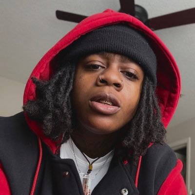 Stephquees's profile picture. I am a WOMAN 🏳️‍🌈😌 I really don’t give a fuck when I’m this app. I’ll mop the ocean before I do.