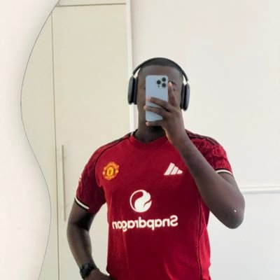 Tobiloba_mide's profile picture. 6'3 | Passionate about Engineering and Tech | Researcher | Farmer |Conservative Centrism | @LOA_FoundationN | @manUtd